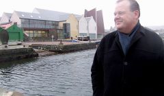Trust managing director Jimmy Moncrieff outside the museum a few years ago - Photo: Shetland News