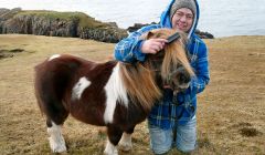 Larsen: 'Socks liked to be groomed' - Photo: Karen Jamieson/Shetland News