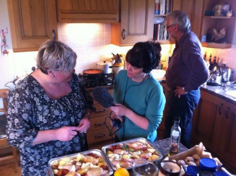 Jane Moncrieff puts Eunice on the spot in Magnus Flaws' kitchen. Photo Leighton Flaws