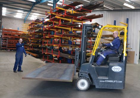 Forklift driver Lowrie Johnson is being watched by QHSE manager David Georgeson - Photo: Malcolm Younger/Millgaet Media.