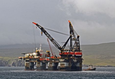 Heavy lift vessel Thialf inside the southern limits of Lerwick harbour on Monday morning. Photo Charlie Umphray