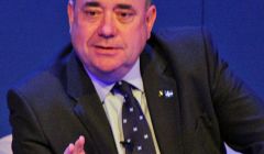 First minister Alex Salmond making a point during the public meeting in Mareel on Thursday - Photo: Hans J Marter/ShetNews