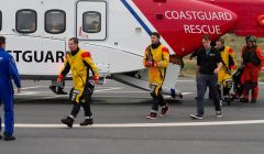 Casualties arriving at the Clickimin landing site - Photos: Garry Sandison