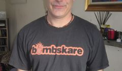 Bombskare keyboardist Matthew Bartlett wearing the supposedly offensive t-shirt.