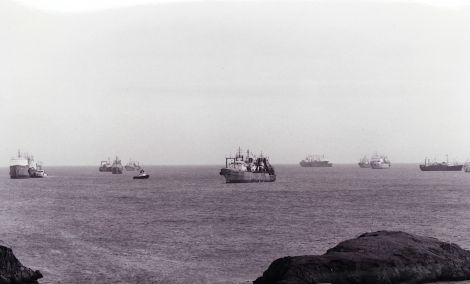 East European klondykers off LK harbour in 1993 - Photo: Hans J Marter