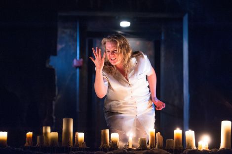 Catrin Aur excelled in her heartbreaking rendition of Lady Macbeth’s descent into madness - Photo: Tommy Ga-Ken Wan