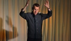 BBC Radio 4 mainstay Jeremy Hardy enthralled the Lerwick audience on Tuesday night. Photo: Shetnews