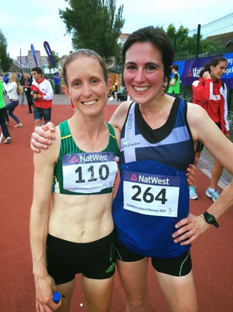 This is why they call it the "friendly games" - all smiles between Shetland's Michelle Sandison and Guernsey's Louise Perrio, who had just pipped her to bronze in the women's 10,000 metres. Photo: BBC Radio Shetland/Jane Moncrieff