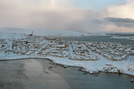 Lerwick, Christmas 1995, not a car to be seen.
