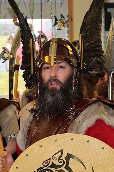 SMUHA guizer jarl Brian Halcrow. One of the squad's first calls on Friday was to the ASN unit at the Anderson High School - Photos: Chris Cope/ Shetland News