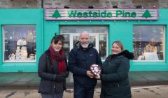 Left to right: Marina Hunter and Marie Gaffney (Westside Pine) with Living Lerwick director Dave Williams. Photo: Ben Mullay