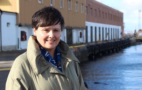 Transport group member Ruth Henderson said it was looking to the Scottish Government to bolster freight capacity to support both the Shetland and Scottish economies. 