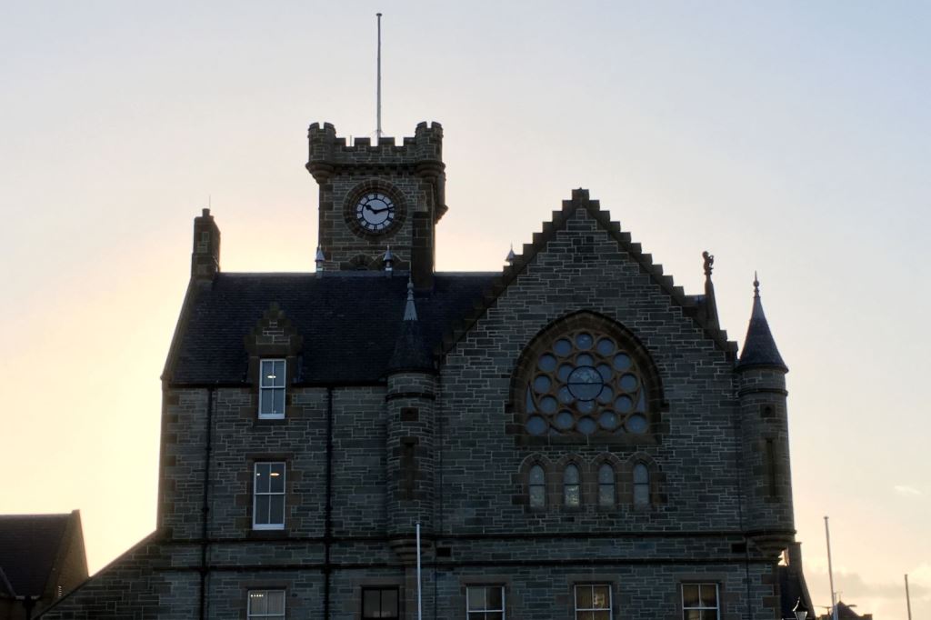 Town Hall to be lit up in Ukraine flag colours - Vimarsana News