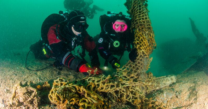 Charity divers getting ready for ghost gear trip - Vimarsana News