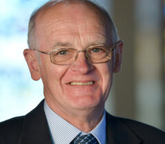 Cecil Smith